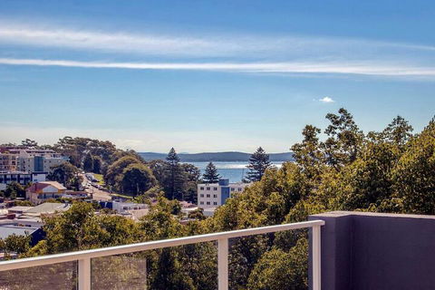 Mantra Aqua Penthouse 83 / 1A Tomaree Street - Perths Hotel 1