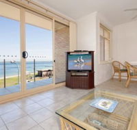 2 Bedroom Apartment Little Hut Unit 3 20 Kurrawa Close - Perths Hotel