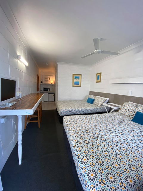 Surf Street Motel - Perths Hotel 6