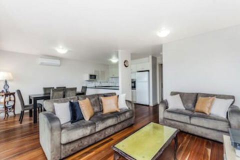 The Moorings - Perths Hotel 0