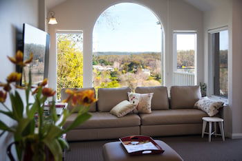 Aroona - Perths Hotel 1