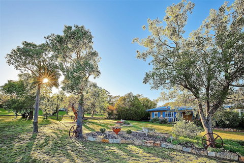 A Stanthorpe Getaway - Perths Hotel 0