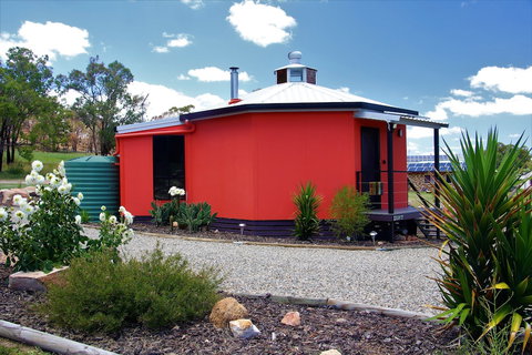 A Stanthorpe Getaway - Perths Hotel 2