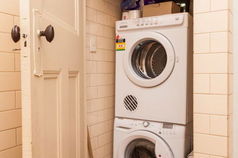 MADELINE, 1BDR Fitzroy Apartment - Perths Hotel 2