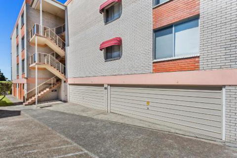 2 BEDROOM APARTMENT LAMAN LODGE UNIT 2 - Perths Hotel 5