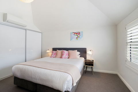 Newcastle Executive Homes - Veda House - Perths Hotel 2