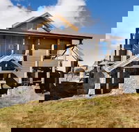 Triggerplant 2 - Perths Hotel