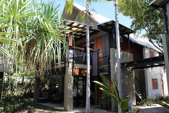 Pure Magnetic Villa 8 - Perths Hotel 0