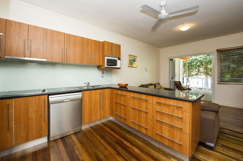 Picnic Bay Apartments Unit 3 - Perths Hotel 3