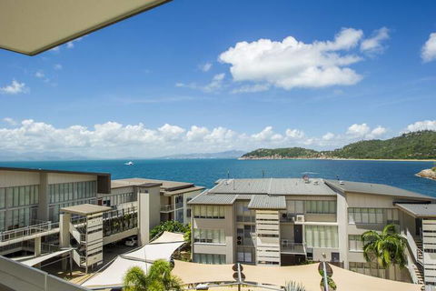 1 Bright Point Apartment 1504 - Perths Hotel 1