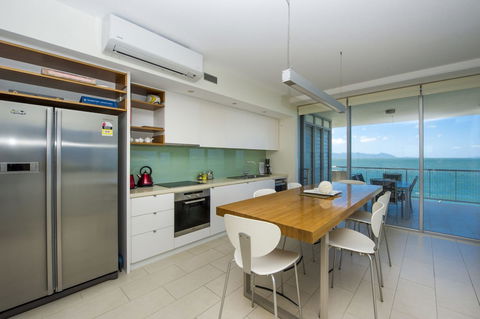 1 Bright Point Apartment 4201 - Perths Hotel 2