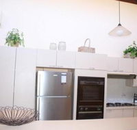 Coastal Retreat Unit 3 - Perths Hotel