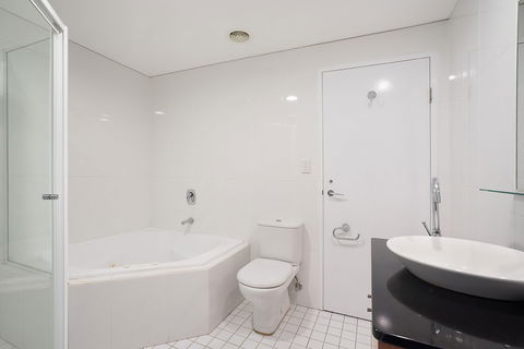 Beau Monde Apartments Newcastle - Boulevard Apartments - Perths Hotel 1