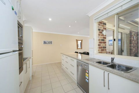 The Bay House 48 Government Road - Perths Hotel 6