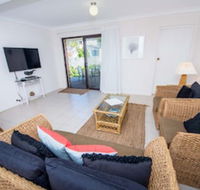 Oscars at Little Beach Nelson Bay - Perths Hotel