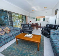 Fiddlers Green 8 Nelson Bay - Perths Hotel