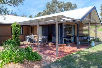 Condo 105 At Horizons Golf Resort - Salamander Bay NSW - Perths Hotel 0
