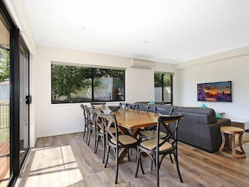 Alpine Knights Stylish Luxury - Perths Hotel 2