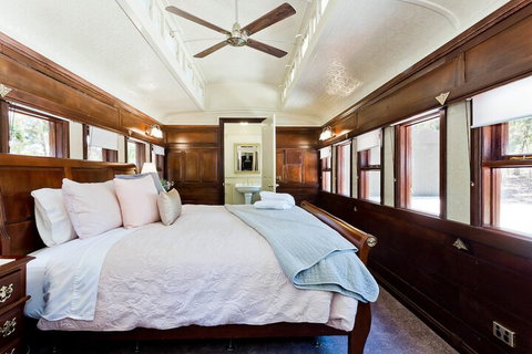 Oak Tree Cottage - Mundaring - Perths Hotel 5