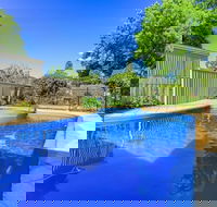 Ambrosia Holiday Home - Perths Hotel