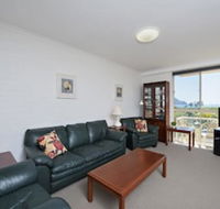 Seaspray Unit 3/4 Intrepid Close - Perths Hotel