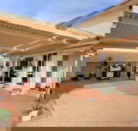 White Waves 7B Achilles Street - Perths Hotel