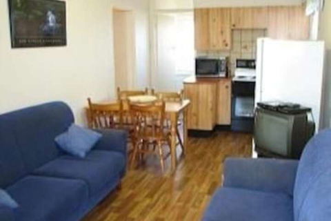 Shoalhaven, Unit 4/53 Shoal Bay Road - Perths Hotel 4