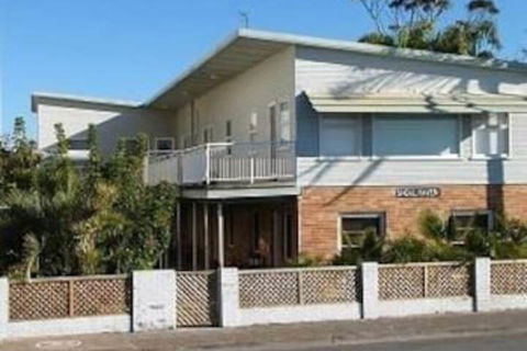Shoalhaven, Unit 4/53 Shoal Bay Road - Perths Hotel 2