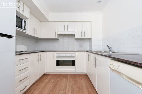 Blue Horizons Unit 808 / 41 45 Shoal Bay Road - Perths Hotel 2