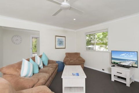 Box Beach Retreat 29 Essendene Road - Perths Hotel 0