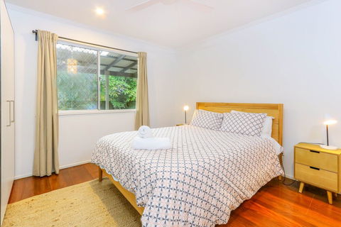 Fingal Beach House 14 Lagoon Road - Perths Hotel 3