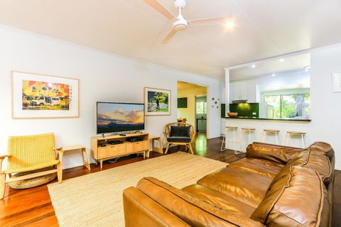 Fingal Beach House 14 Lagoon Road - Perths Hotel 2