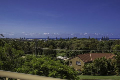 KINGSCLIFF HOLIDAY HOME On The HILL SYDS VIEW - Perths Hotel 1