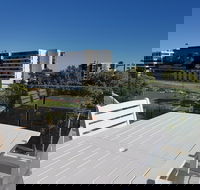 Beau Monde Apartments Newcastle - Worth Place Apartment - Perths Hotel
