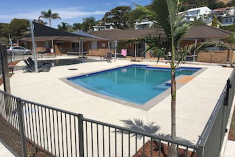 Seaside Holiday Resort Fingal Bay - Perths Hotel 0