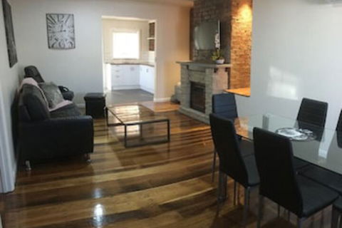 3ree Spacious & Charming Apartment - Perths Hotel 0