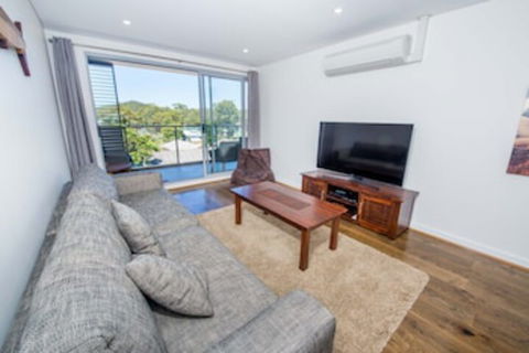The Shoal Unit 307 Shoal Bay - Perths Hotel 0
