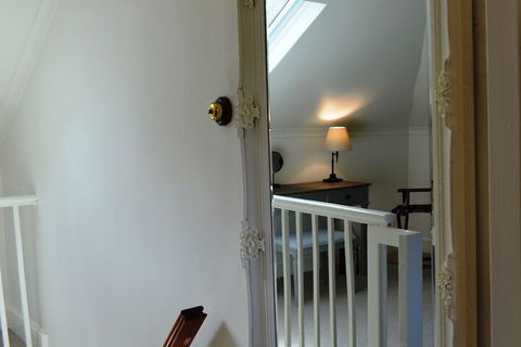 Lythgo's Row Colonial Cottages - Perths Hotel 3