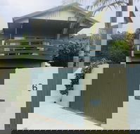 Batemans Bay Central Accommodation - Perths Hotel