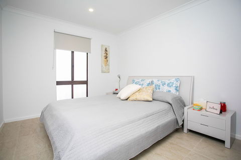 Scarborough Seaside Apartment 217 - Perths Hotel 3