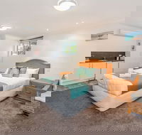 Adrift Apartments - Perths Hotel