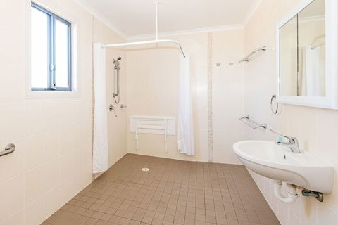 Holiday Haven White Sands - Perths Hotel 5