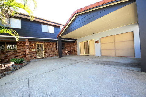 Sandy Feet At Hat Head - Perths Hotel 1