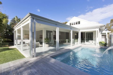 A PERFECT STAY - Coonanga Beach House - Perths Hotel 0