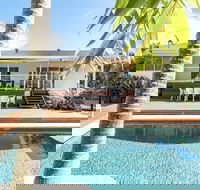 Pura Vida - Perths Hotel