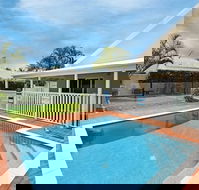 30 Wyuna Drive - Perths Hotel