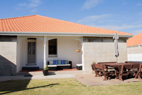 Norah Head Lighthouse - Perths Hotel 2