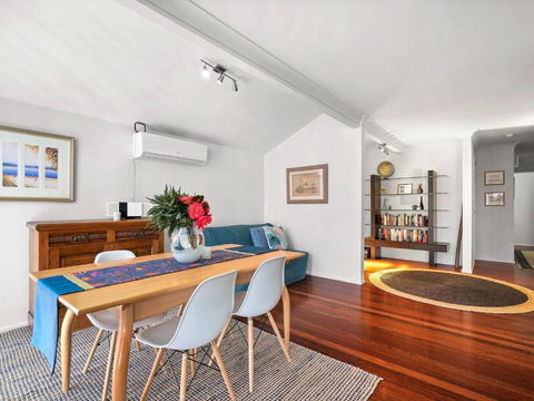 Whiting Escape 2 / 13 Whiting Avenue Terrigal - Perths Hotel 1