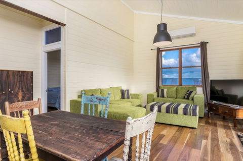 Clunes Cottage - Perths Hotel 4