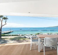 Shoal Bay Views at Shoal Bay - Perths Hotel